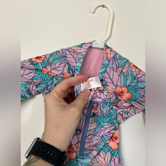 Cat and Jack Rash Guard Bathing Suit XS (4-5) - Picture 4 of 6